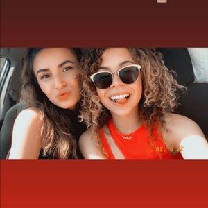 Meet your Posher, Savannah